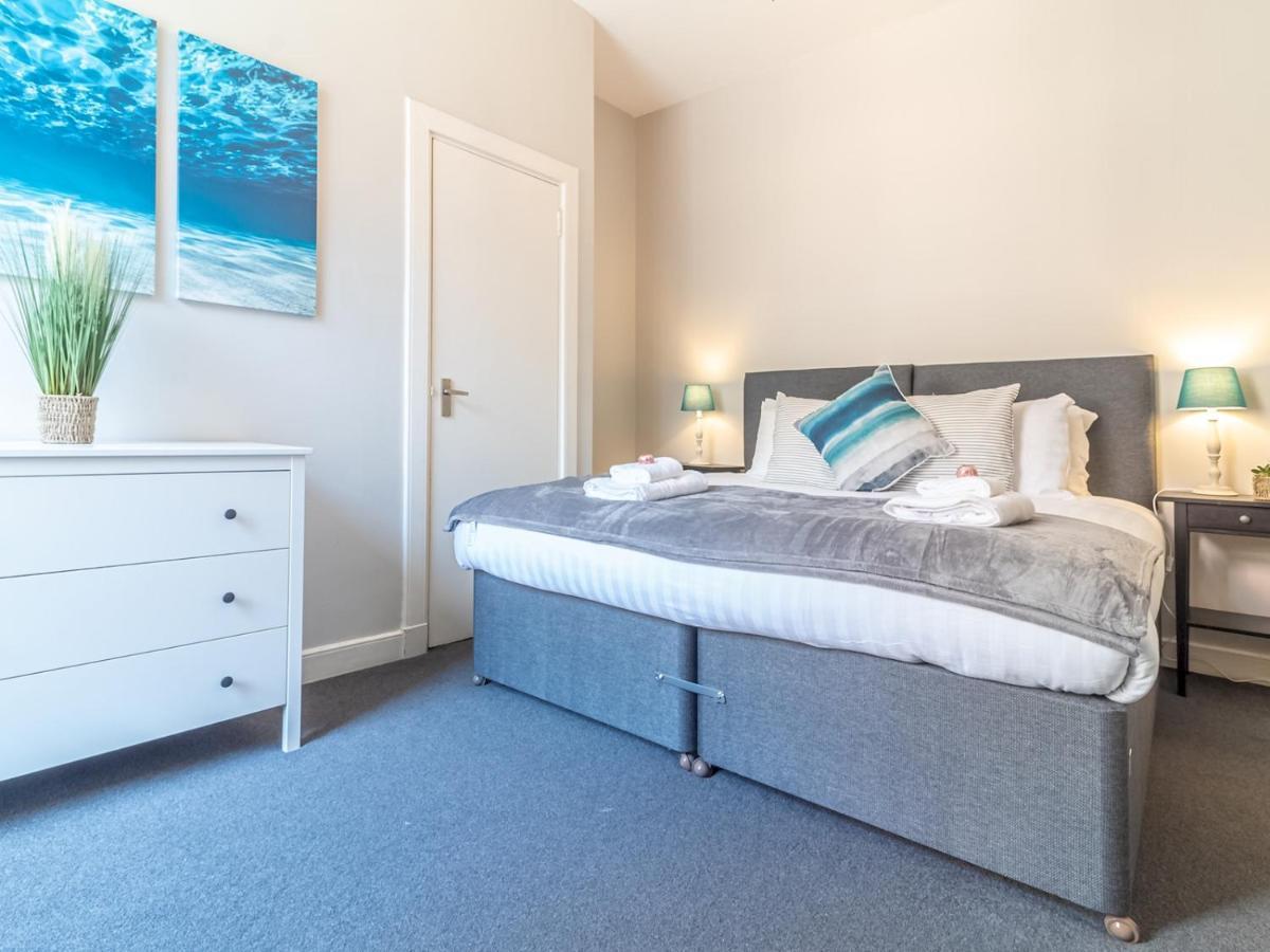 Pass The Keys Spacious And Homely Flat On The Royal Mile Edinburgh Exterior photo